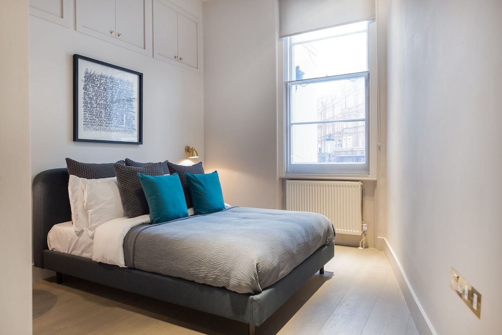 South Kensington by CAPITAL
