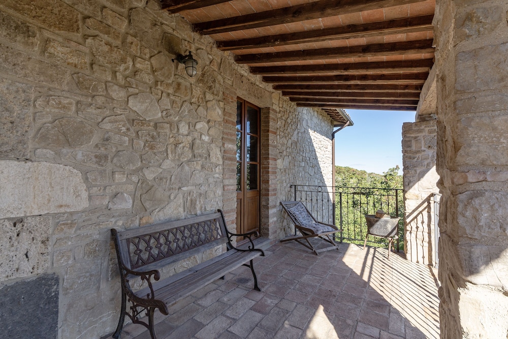 Chalet In Enchanted Forest Private Pool view 3