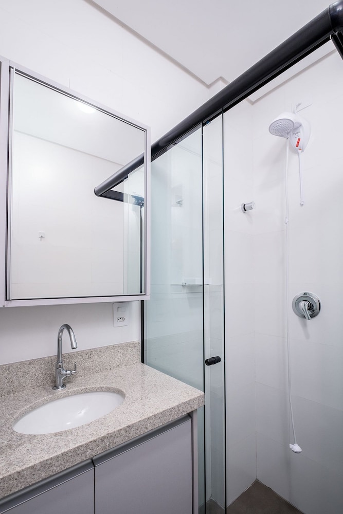 Beautiful Apt Well-located 4min From Beach Rma101
