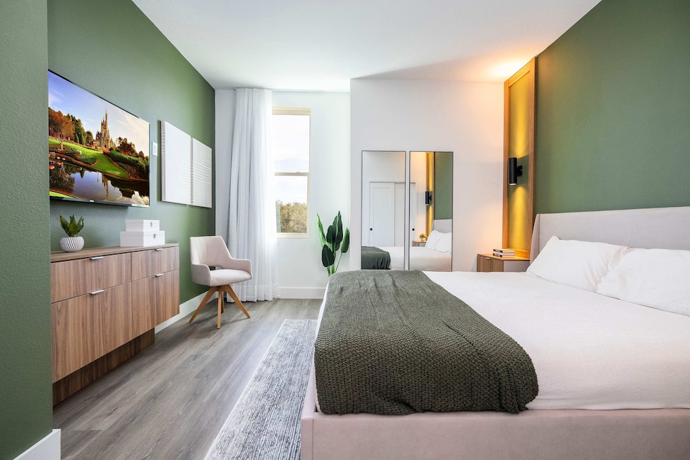 Luxury Disney Escape With Themed Rooms
