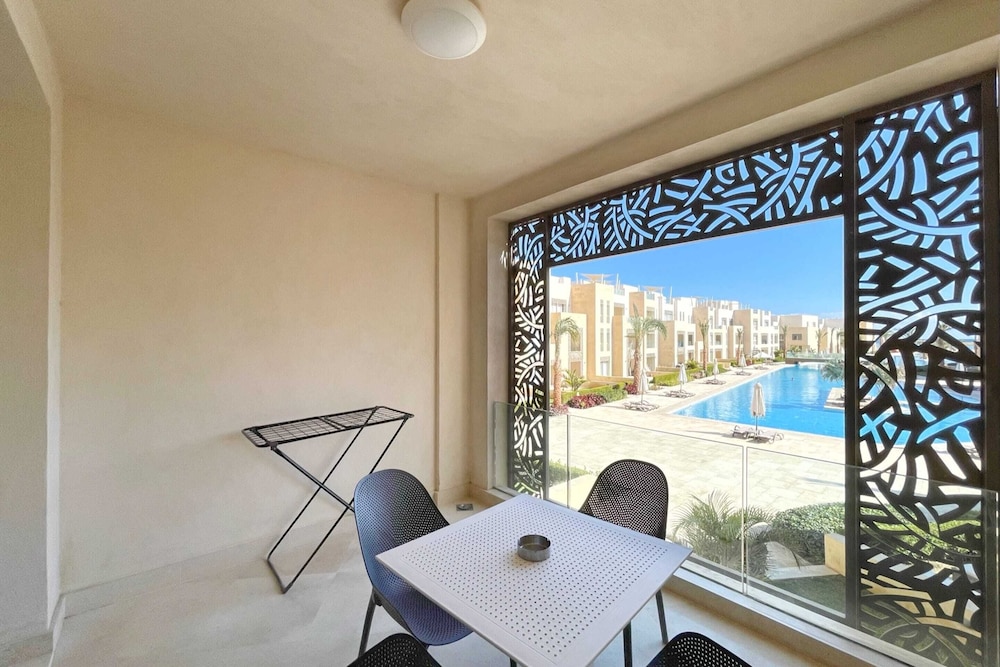 Xuru Stays I Homestyle 3BR Penthouse Pool & Beach View