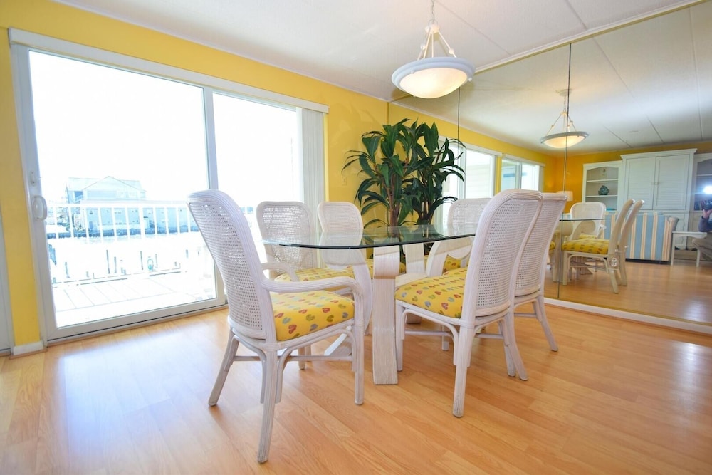 Thunder Island 148d 2 Bedroom Condo