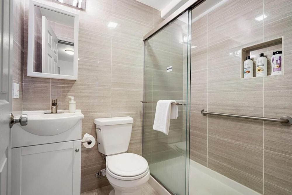 Bright Modern 2BR 2Bath Near SFSU
