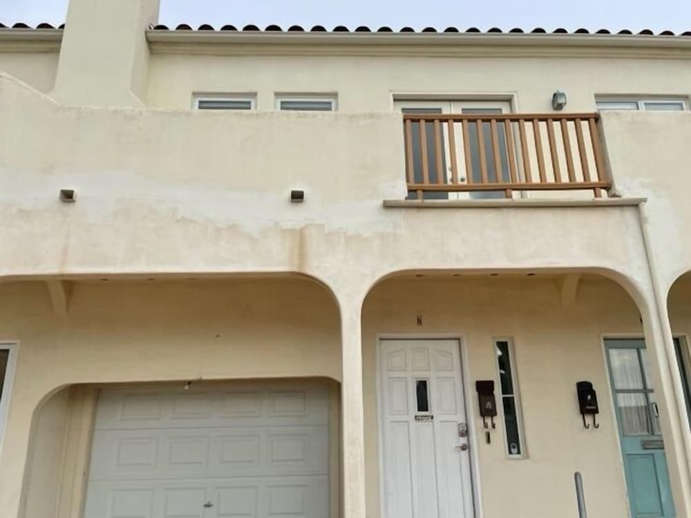 354b Main Street 3 Bedroom Home by Redawning view 3