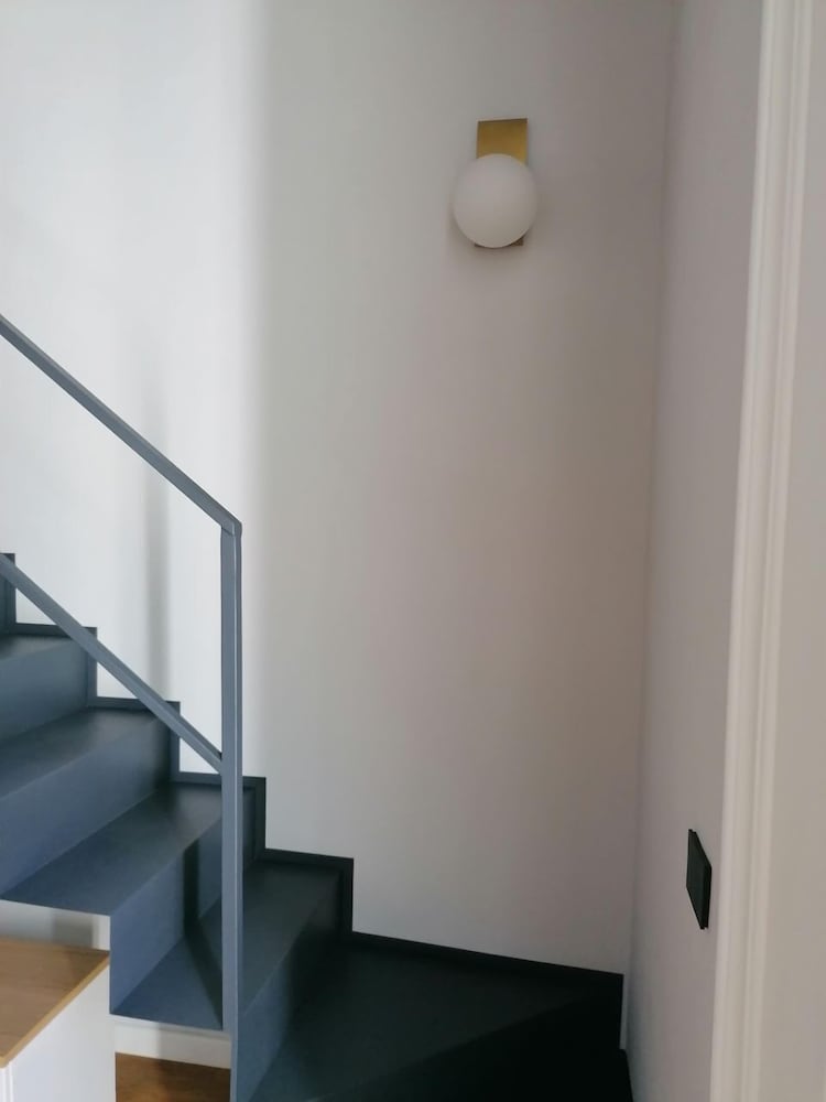 SB6 Rooms & Apartment