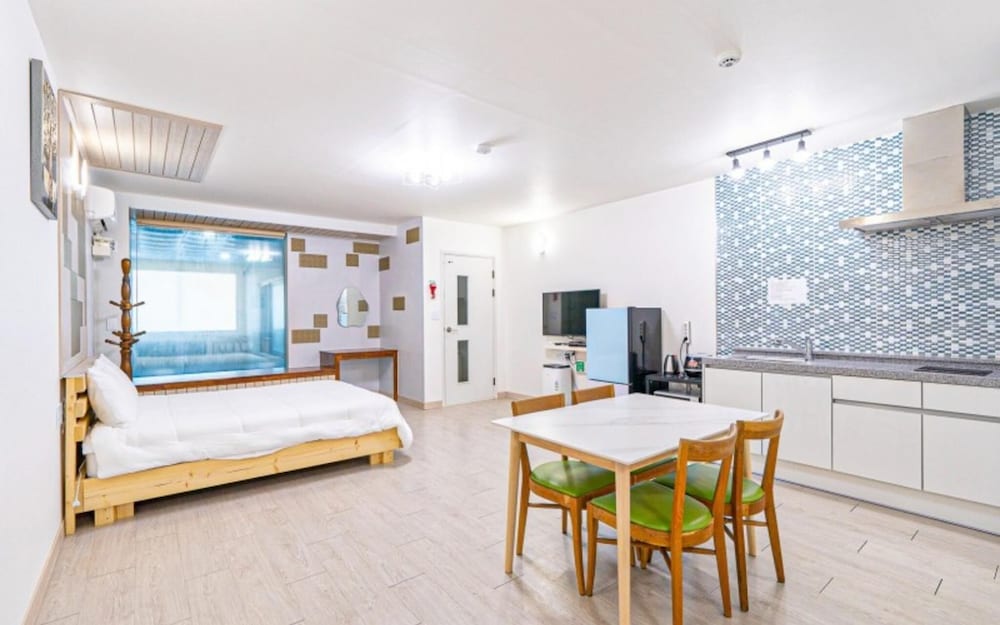 Gapyeong Leciel Pool Villa view 4