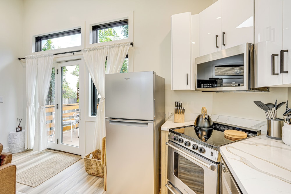 Bay Area Apt w/ Patio: Near Parks & Hiking!