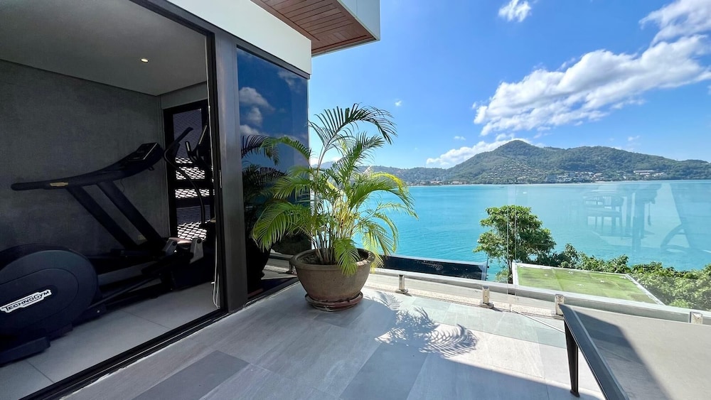 Luxury Seaview 6 Bedrooms With Infinity Pool Villa, Private Gym, Superfast Wifi