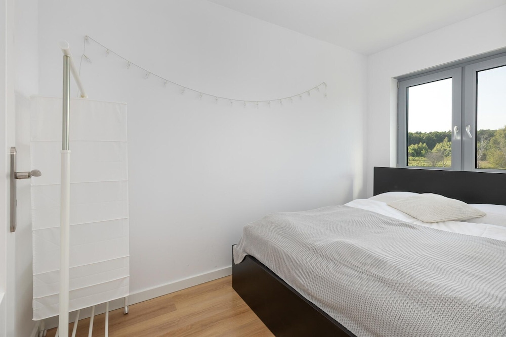 Holiday Home, 3 Bedrooms, Private Garden