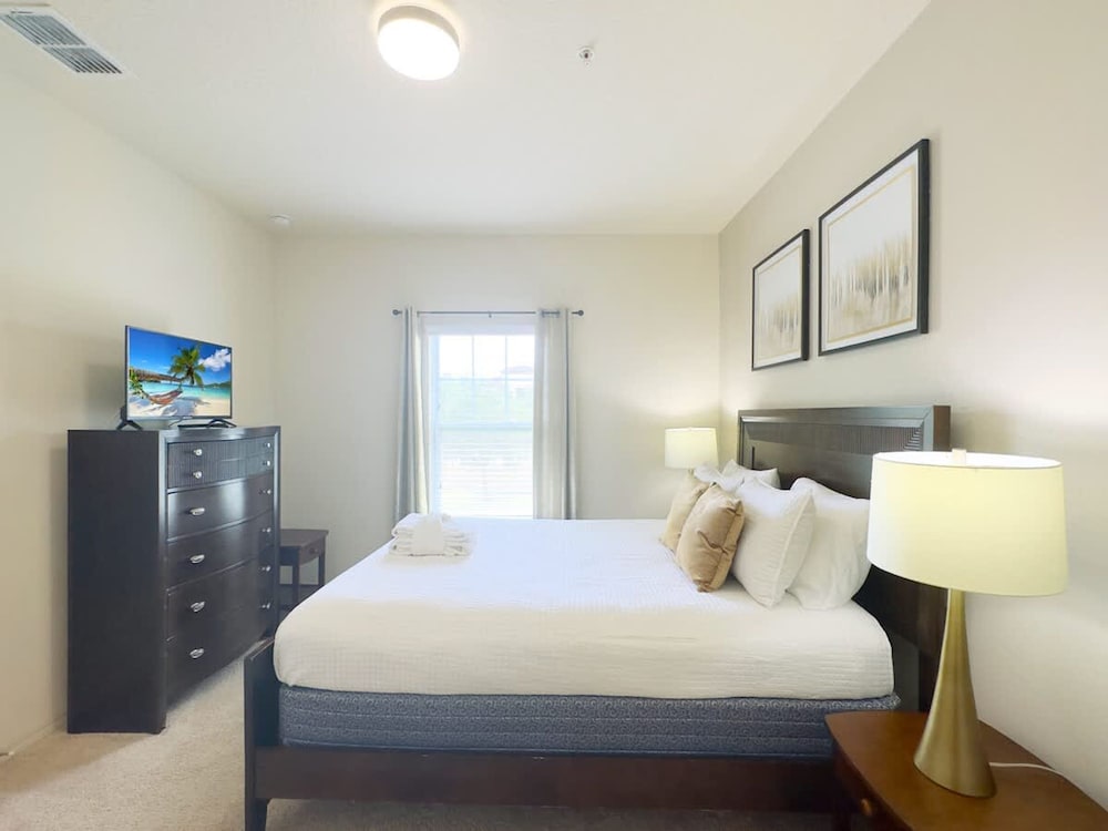 4Bd Minions Themed Home Near Disney Sleeps 10