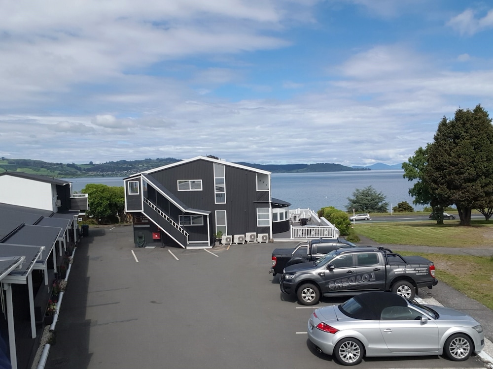 Taupo Thermal Motel & Spa - Adults Only