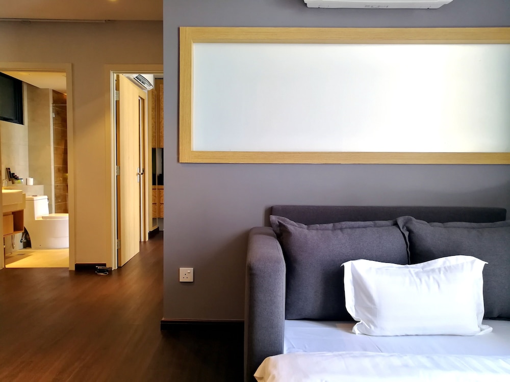 The Granite Luxury Hotel Penang 77