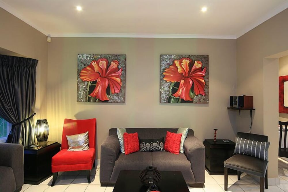 La Loggia On Portland view 3