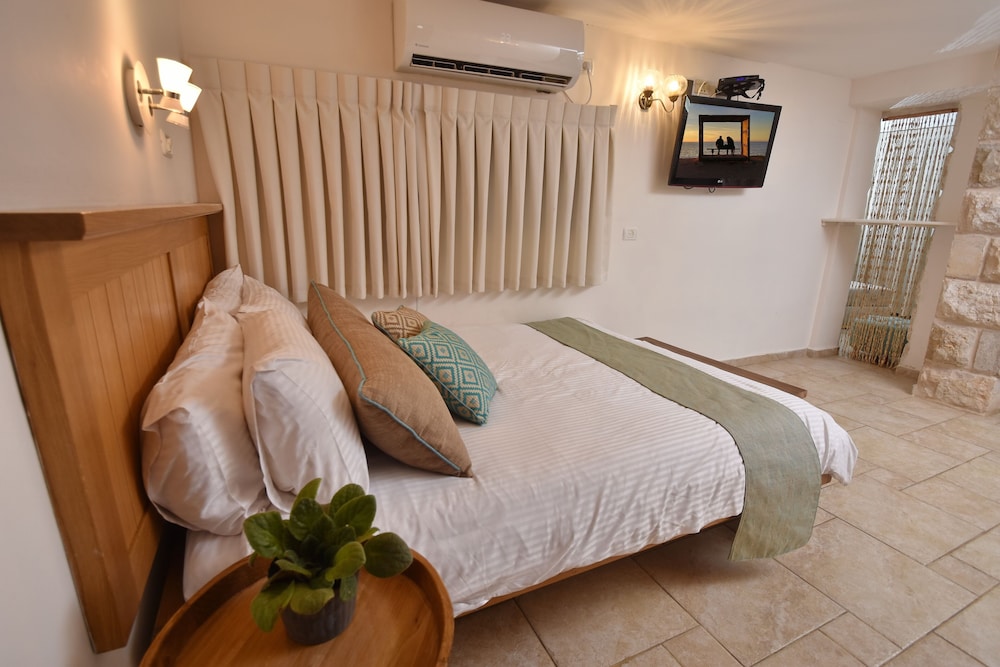 Accommodation Units The Mansion Had Nes view 4