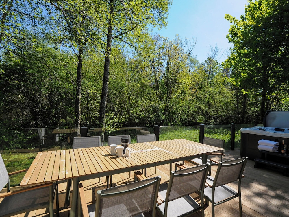 23 Meadow Retreat