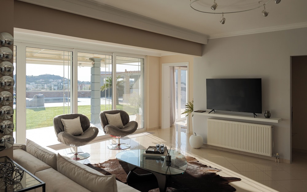 LaGon Luxury Villa