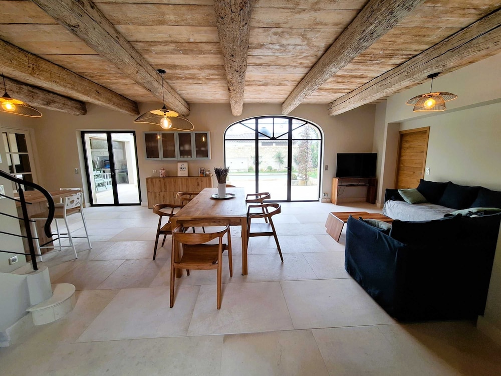Villa Sorella Your Provencal Escape in the Heart of the Alpilles