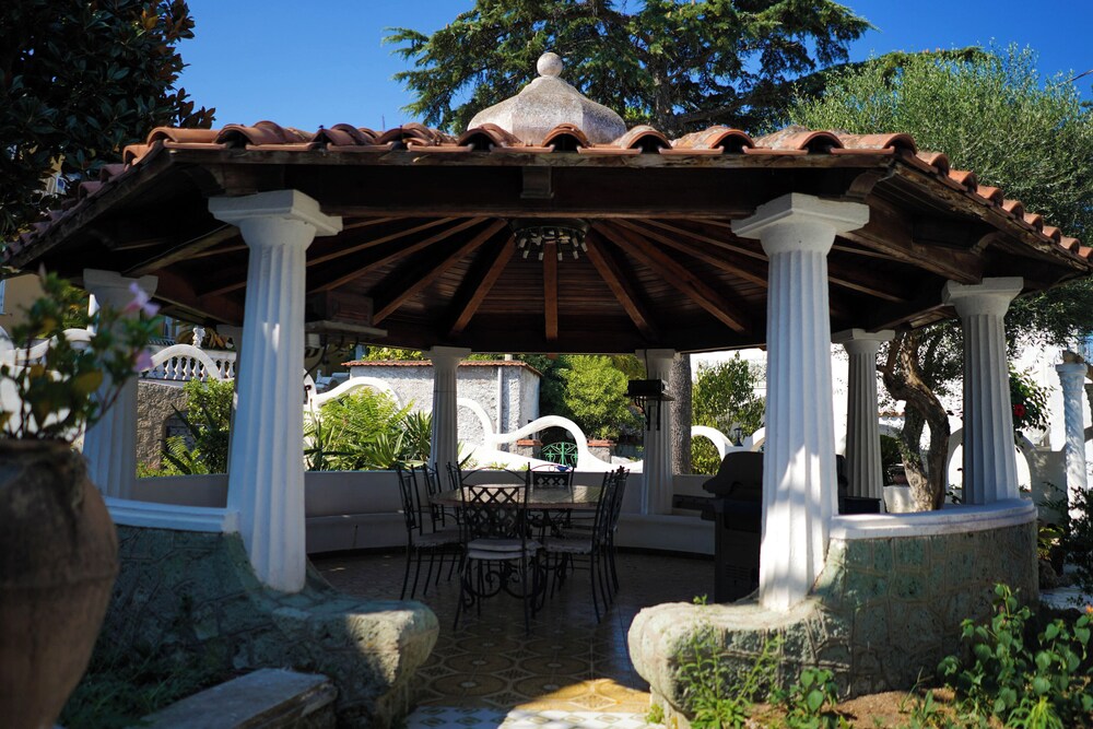 Villa Magiolina