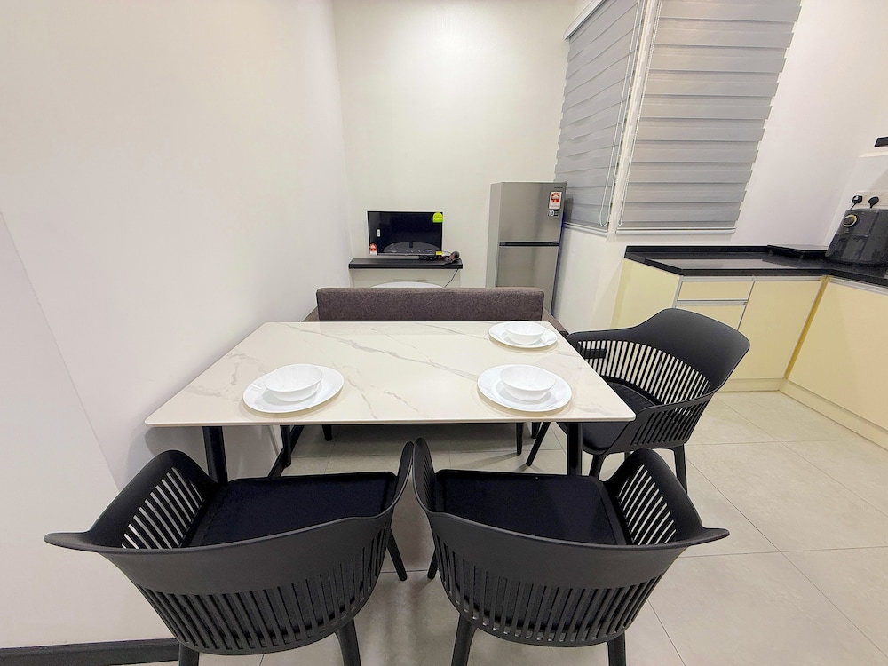 Neu Suites By RASBO Galaxy Suites