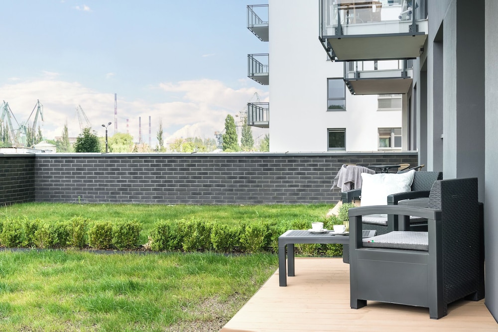 Wałowa - Garden View by Grand Apartments