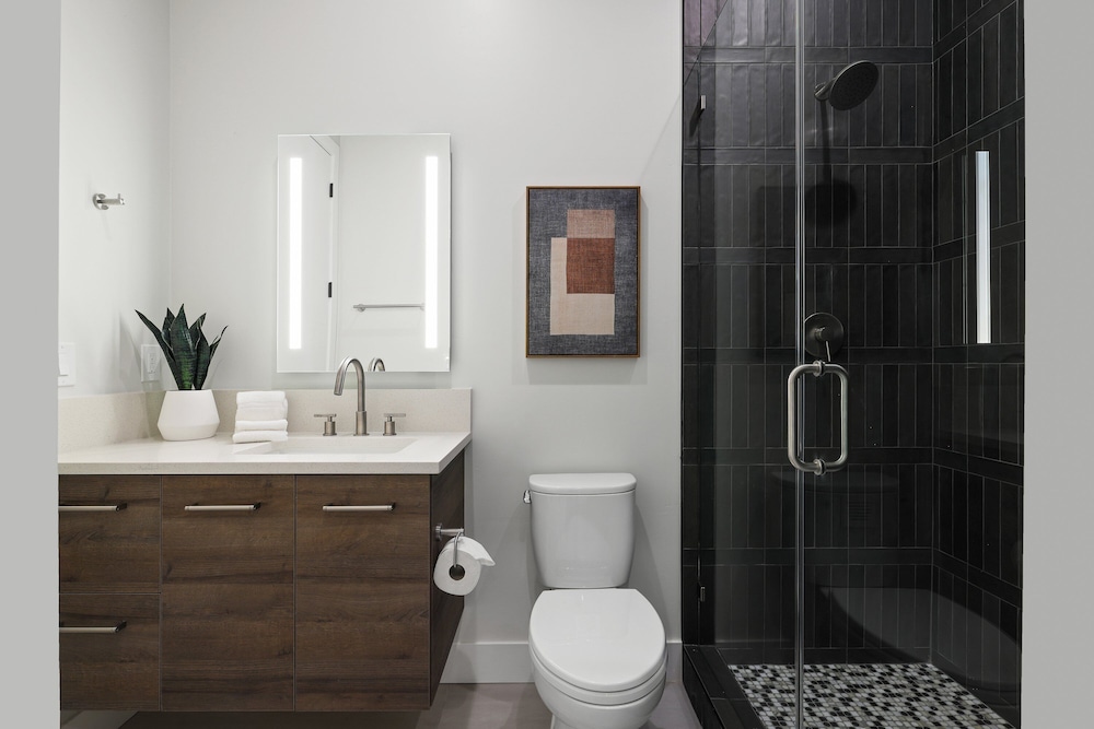 Ember-pool Heat Available-in North Scottsdale