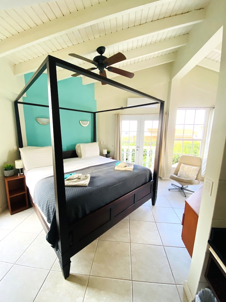 La Pura Vista Resort