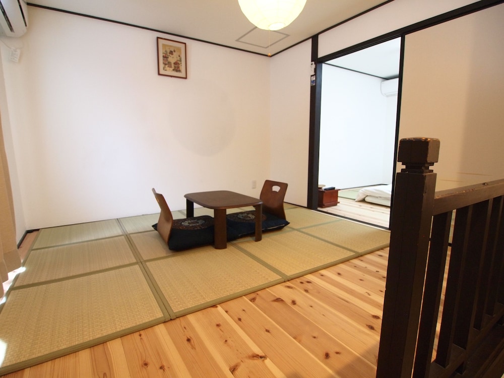 Guest house Connection Karasuma Gojo, Kyoto - 11