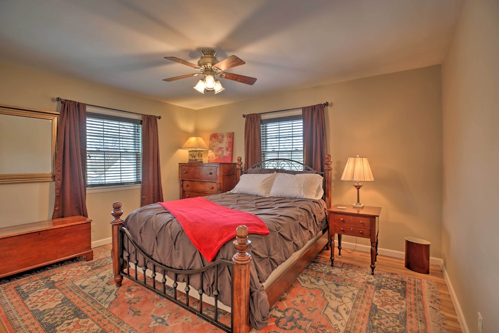 Lexington Vacations - Lexington Family Home 2 Miles to UK Campus! - Property Image 17
