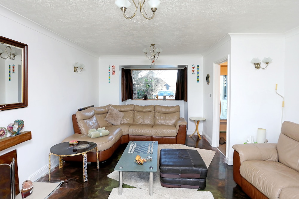 Picturesque Family Hideaway Chipping Ongar Essex