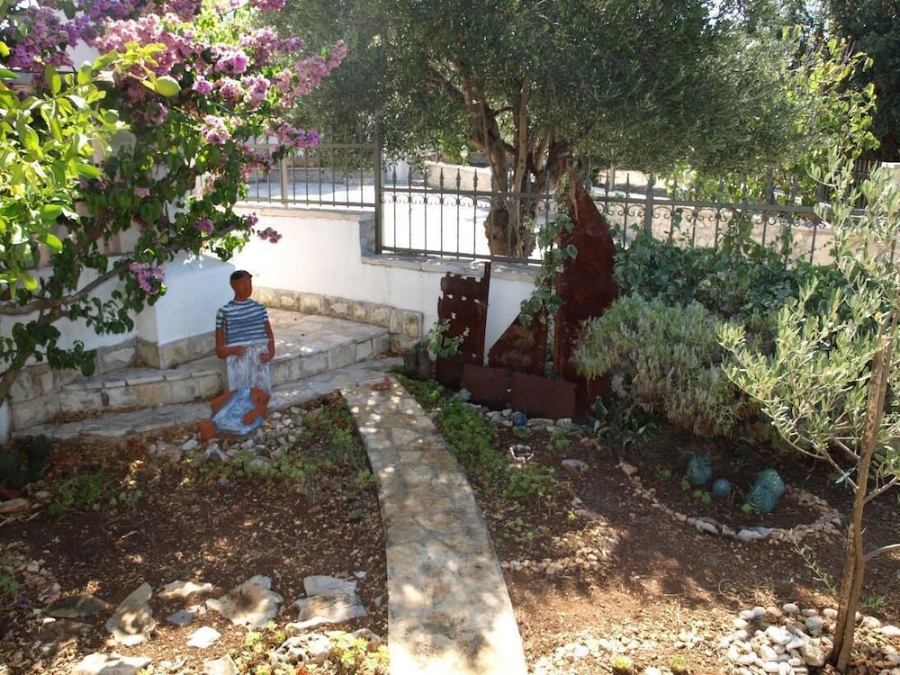 Photo 21