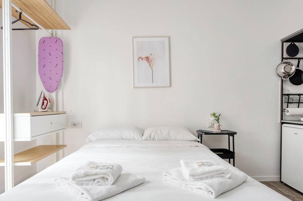 Stylish Studios near Subway