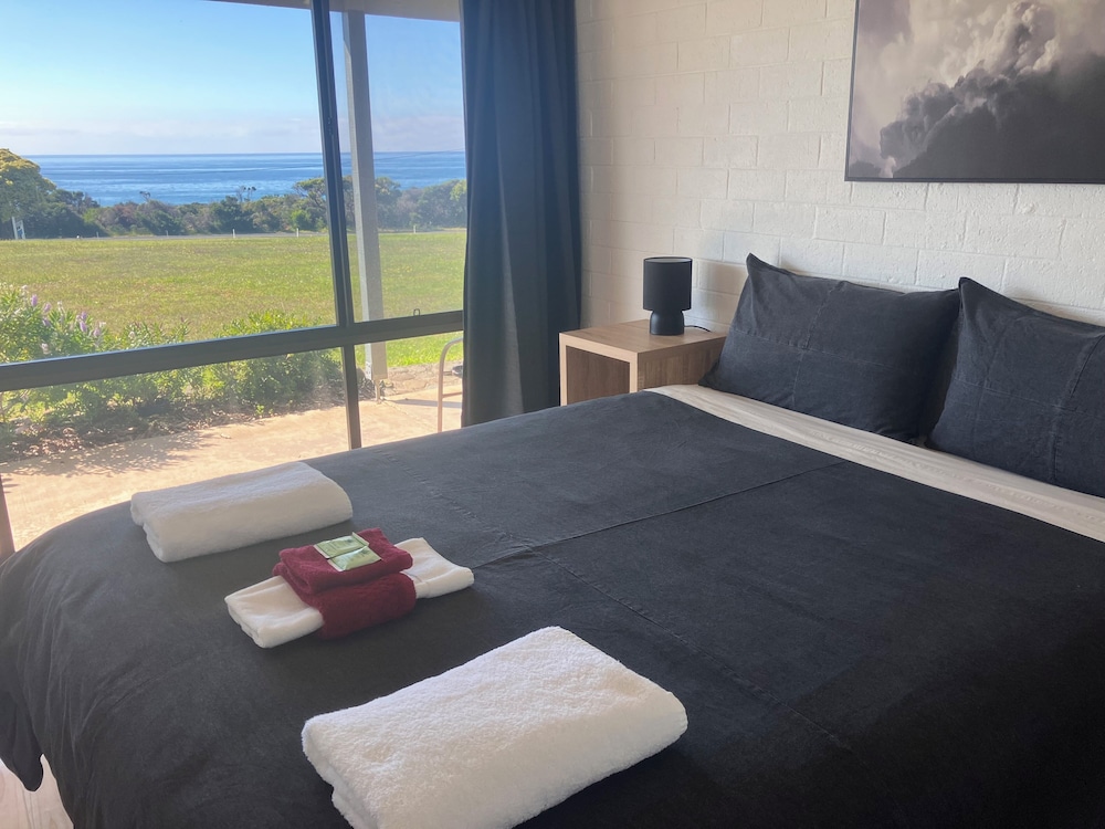 61 OCEAN ROAD MOTEL