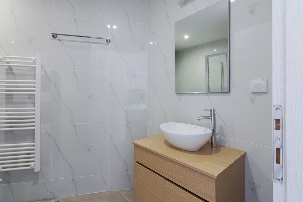 Leochares Lifestyle Apartments