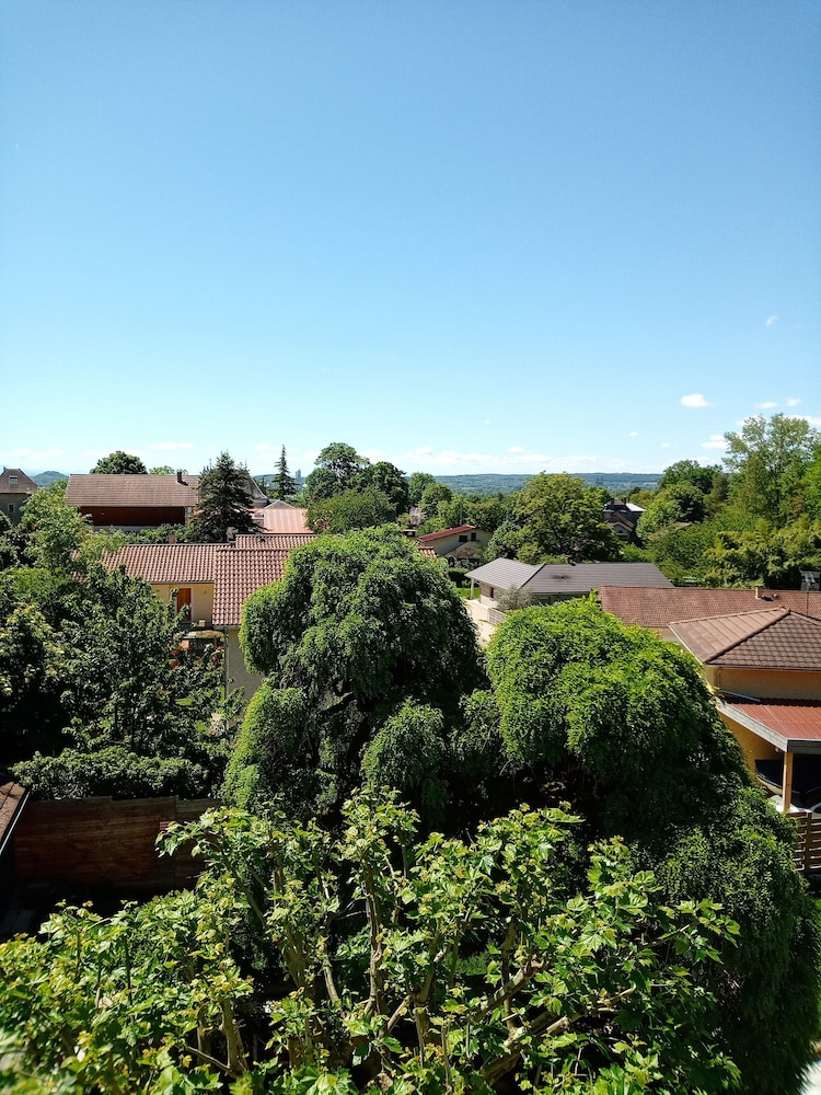 A Deux Pas du Rhéby