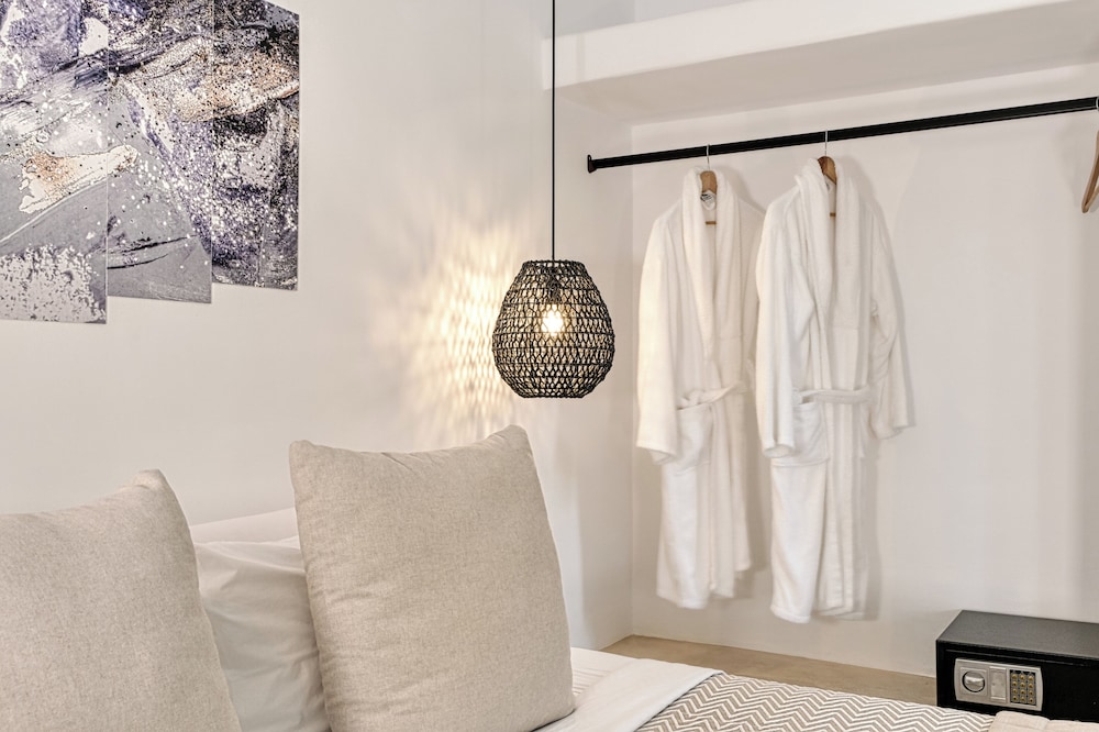Aloft Suites Mykonos Island
