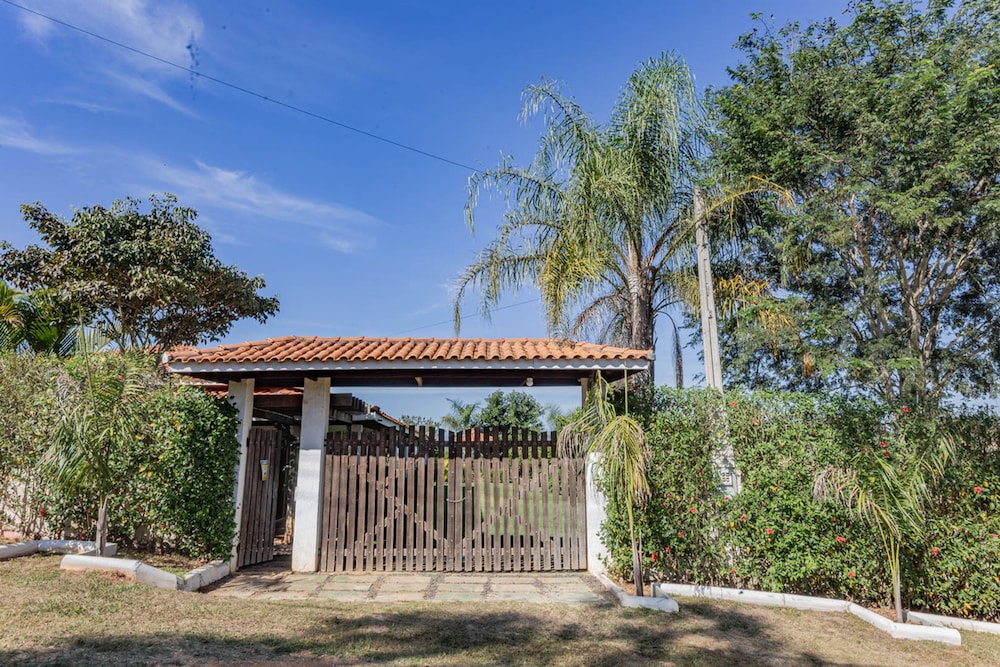 Casa de Campo c Piscina e Wi-fi em Porto Feliz