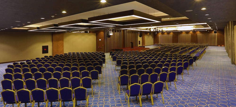 Grand Harilton Hotel - Image 50