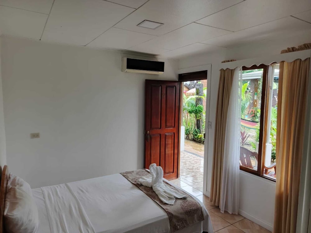 Arenal Hostel Resort