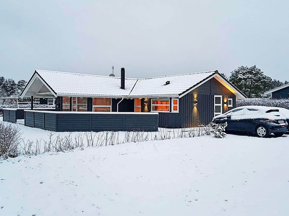 6 Person Holiday Home in Hemmet-by Traum