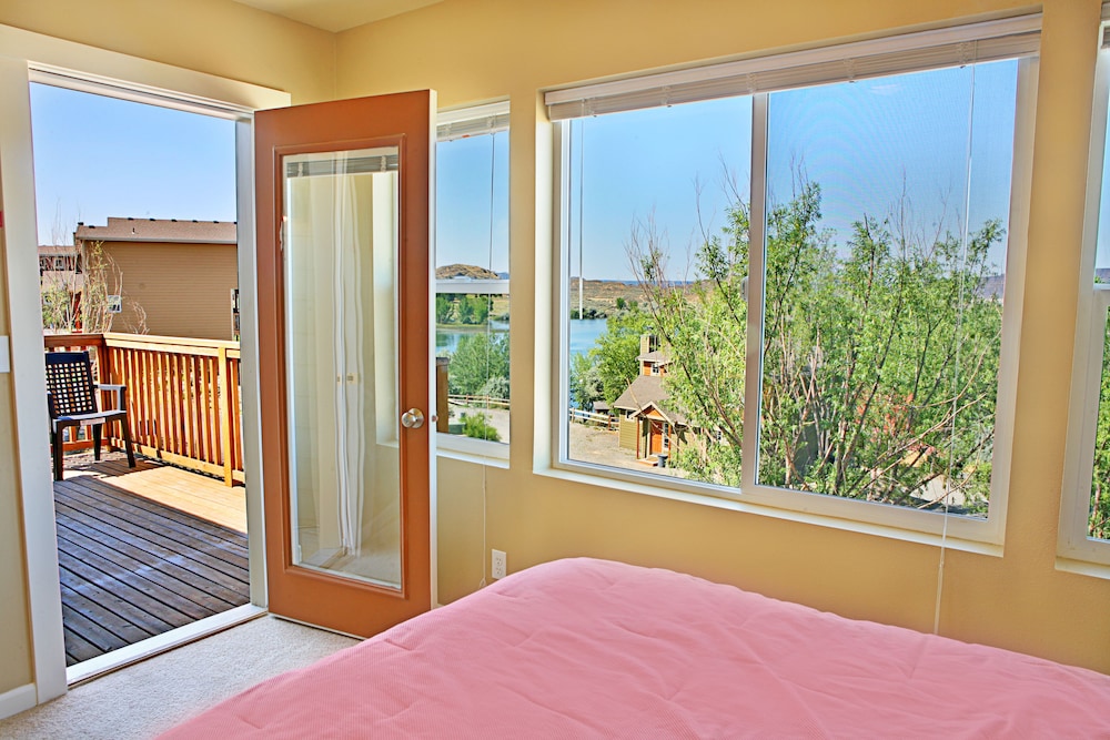 Sunbanks Lake Resort