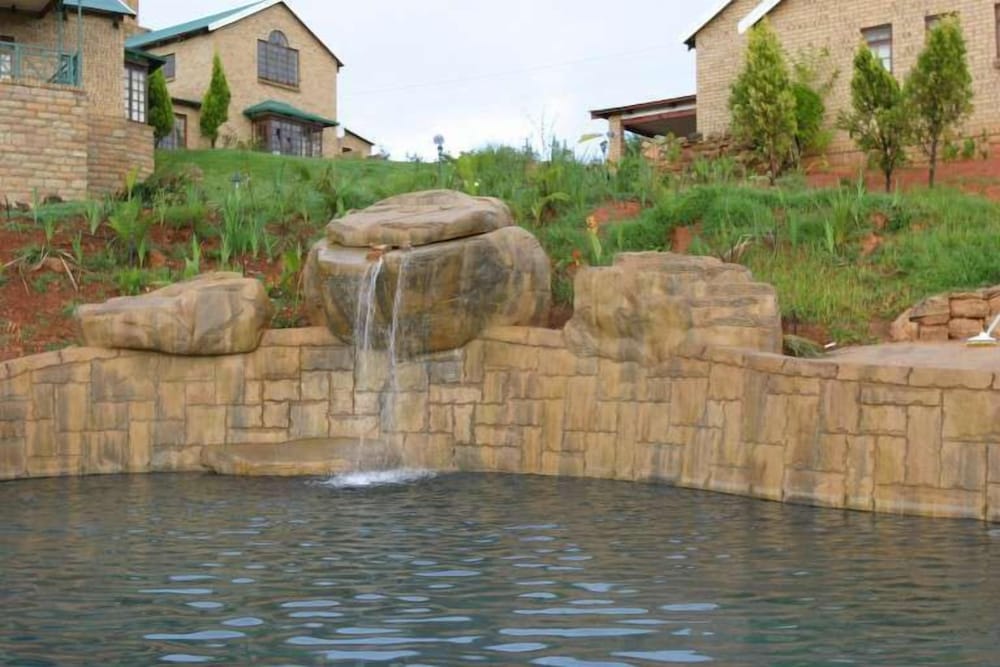 The Highlander Hotel