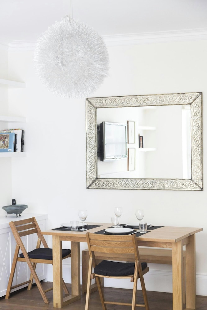 Colville Road III by Onefinestay