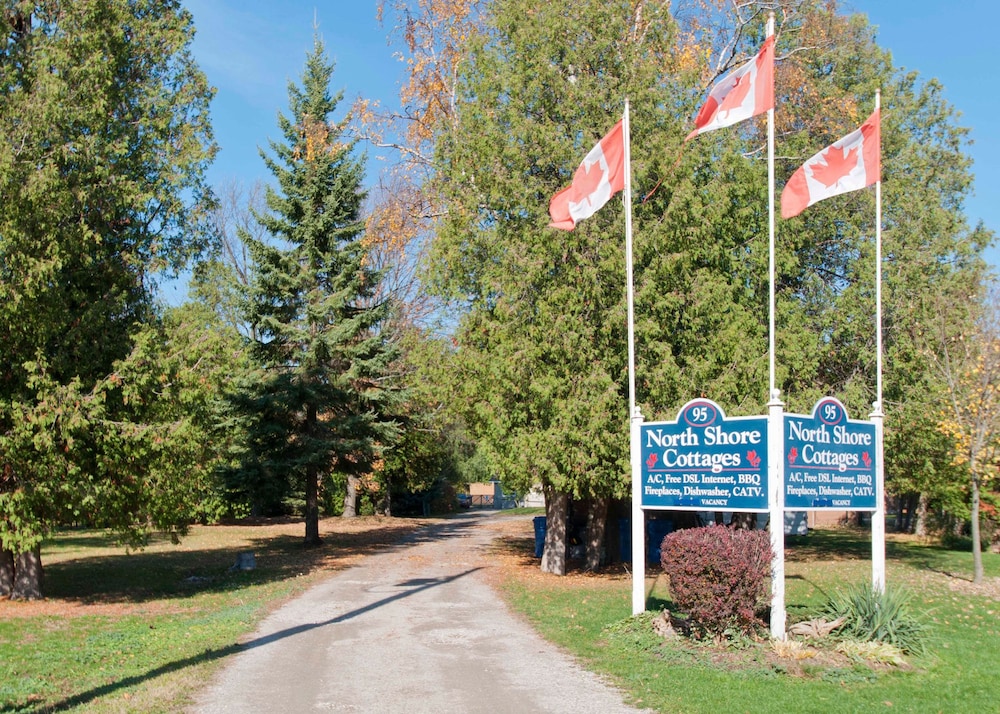North Shore Cottages