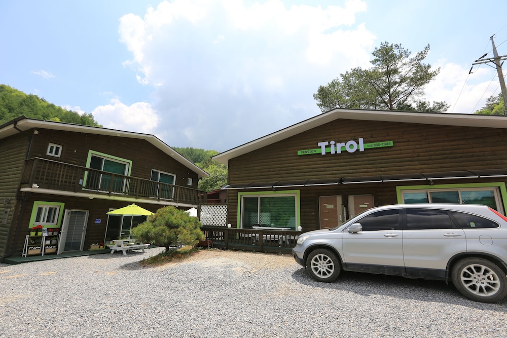 Tirol Pension