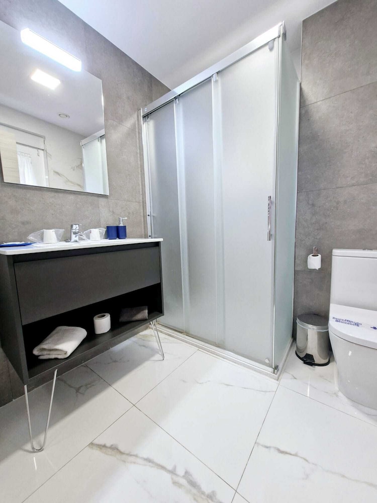 Feeling Home - Suites&Rooms