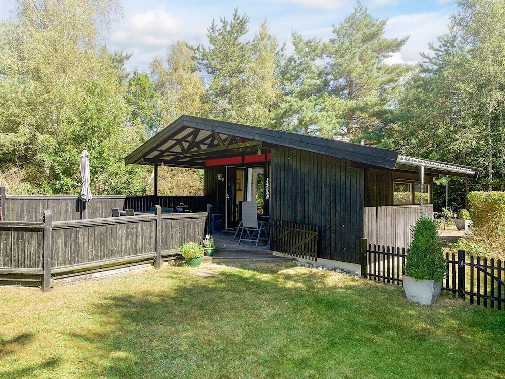 6 Person Holiday Home in Hojby