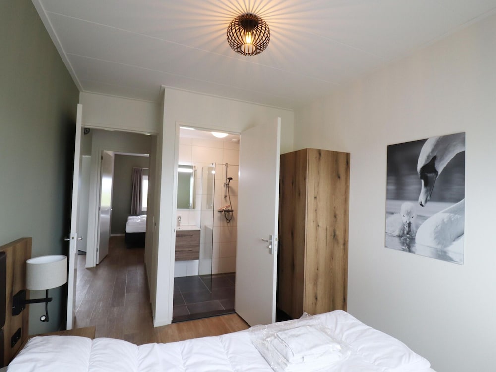Lovely Villa on the Frisian Water view 4