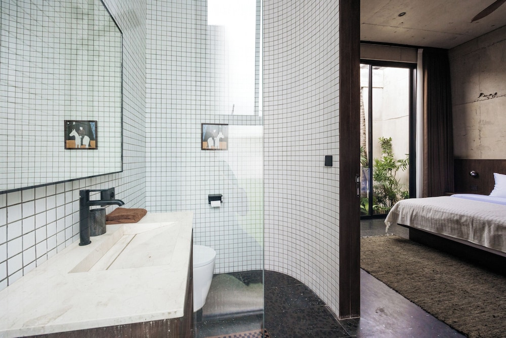 Villa Mor by Alfred in Bali