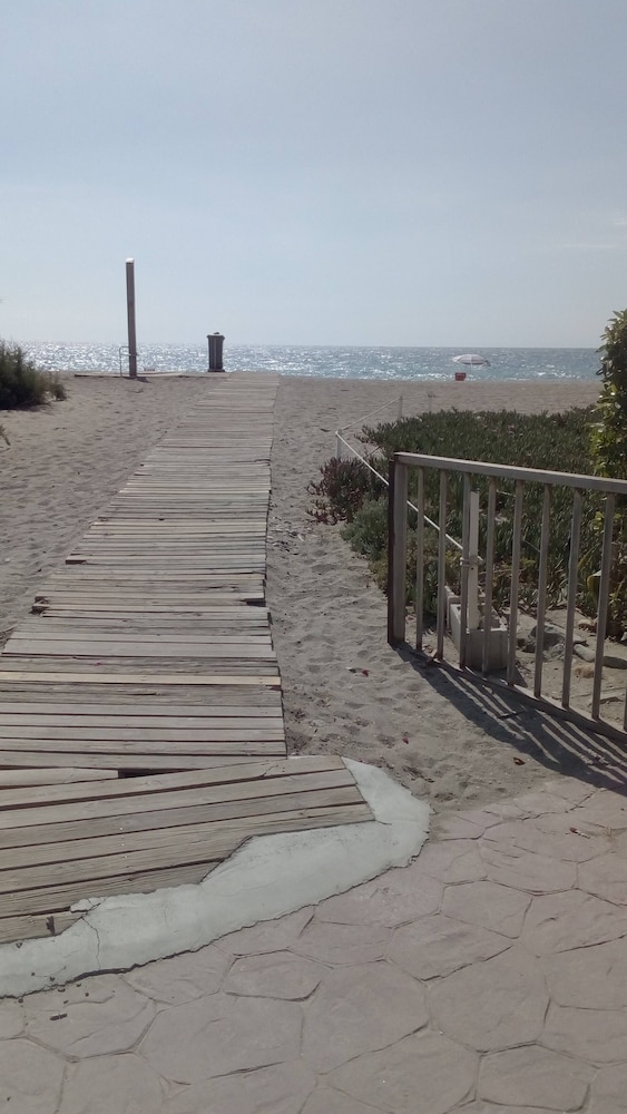 Ground Floor Naturist Studio With Terrace