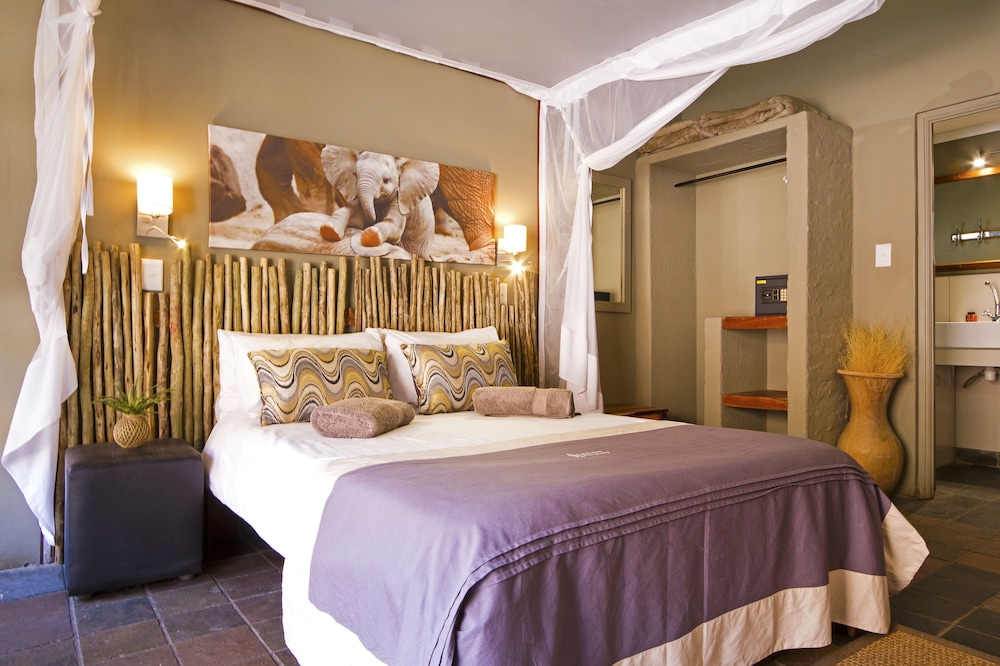 Twyfelfontein Country Lodge view 4